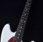 Fender Japan 60s Mustang white 6
